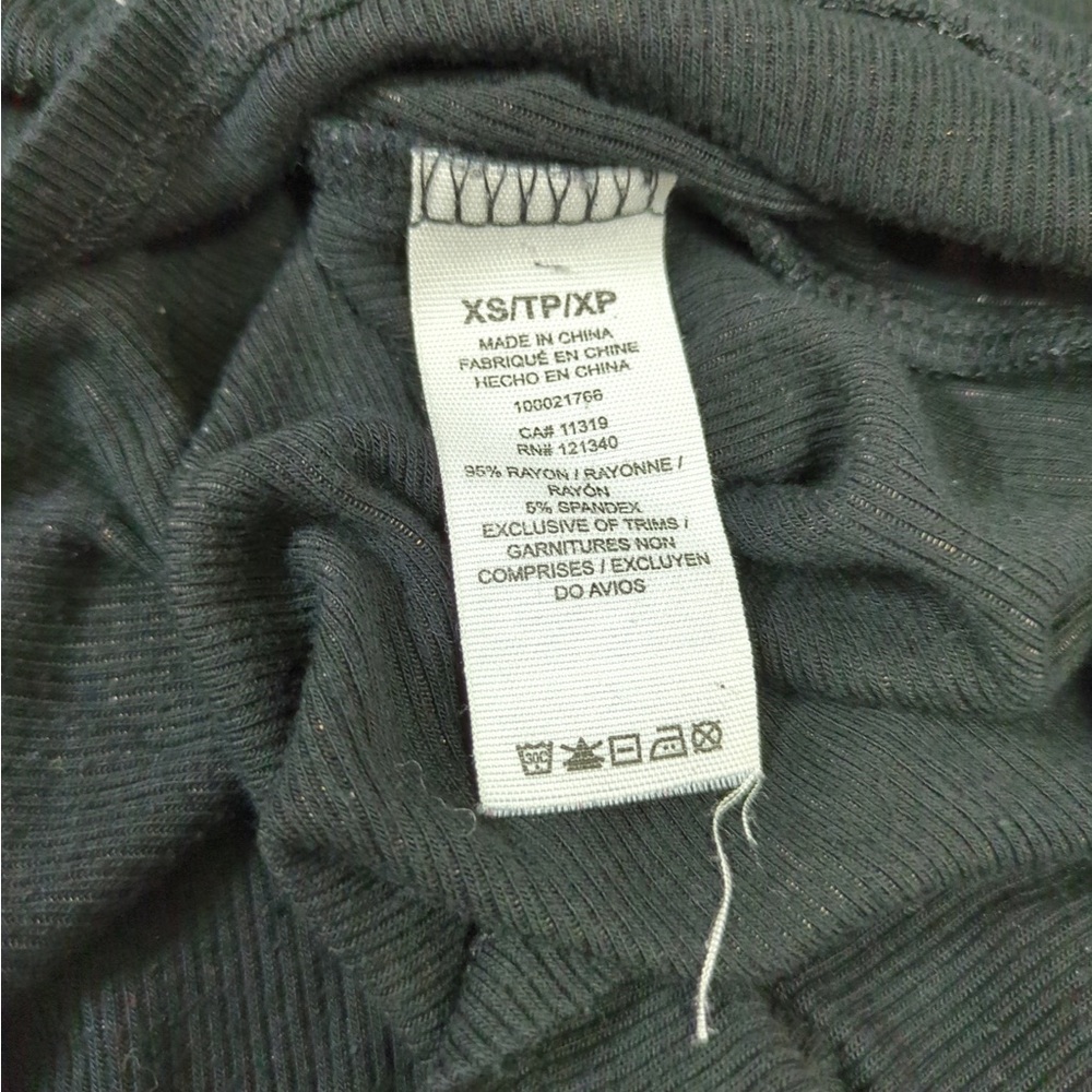 FREE 🎁 Garage Ribbed Long Sleeve Top - Picture 5 of 6